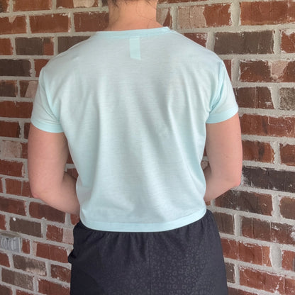 *PRE-ORDER* "Mais La" Cropped T-shirt